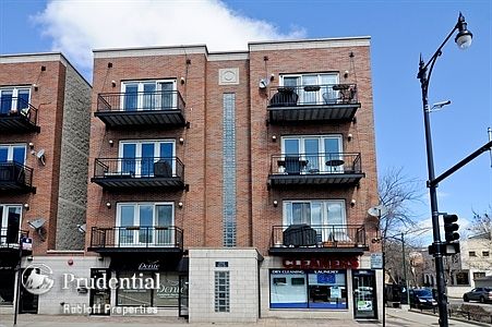 1st image of 1700 W North Ave #Gu7
