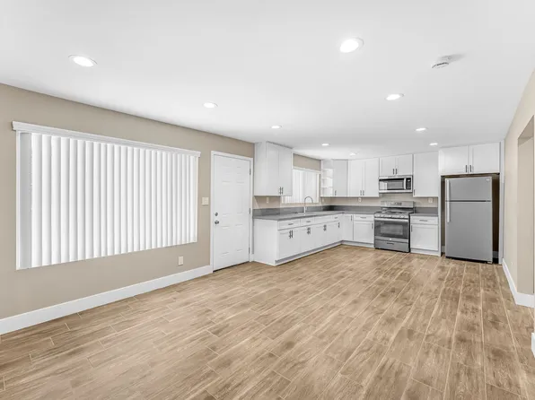 2417 W Stanford St, Santa Ana, CA