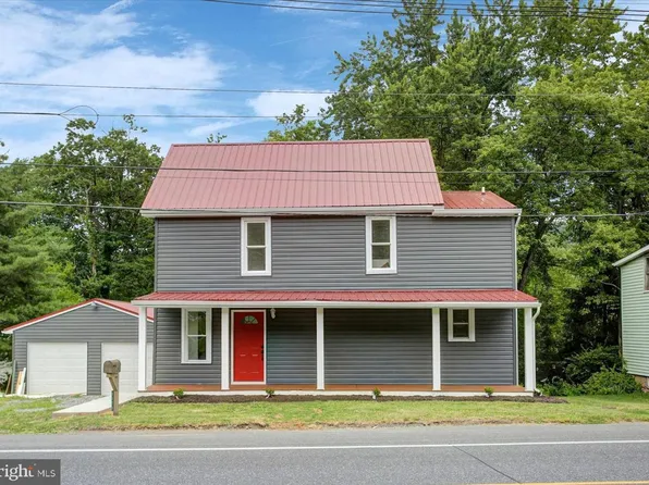 8179 Lincoln Way E, Fayetteville, PA 17222