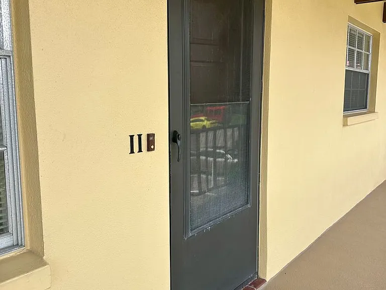 1845 S Highland Ave #6-11 — Photo 3