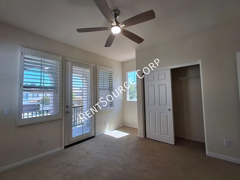 24310 Las Palmas St — Photo 40