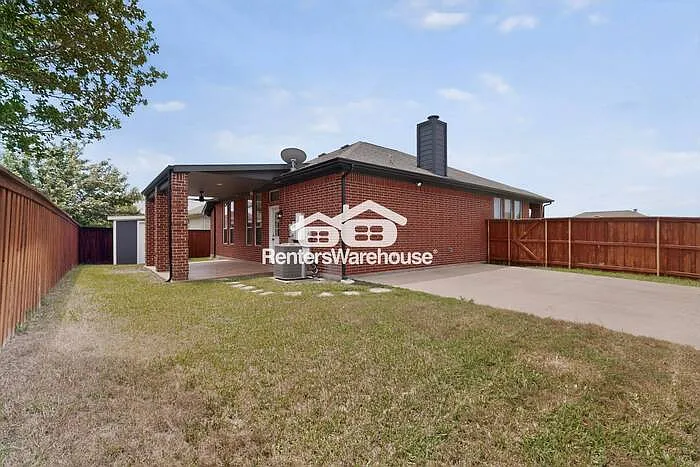 7301 Fossil Lake Dr — Photo 44