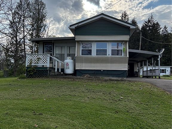 2nd image of 13 Lyle Rd
