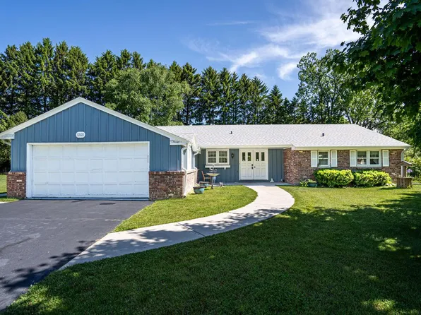 242 Meriburr LANE, Wind Point, WI 53402