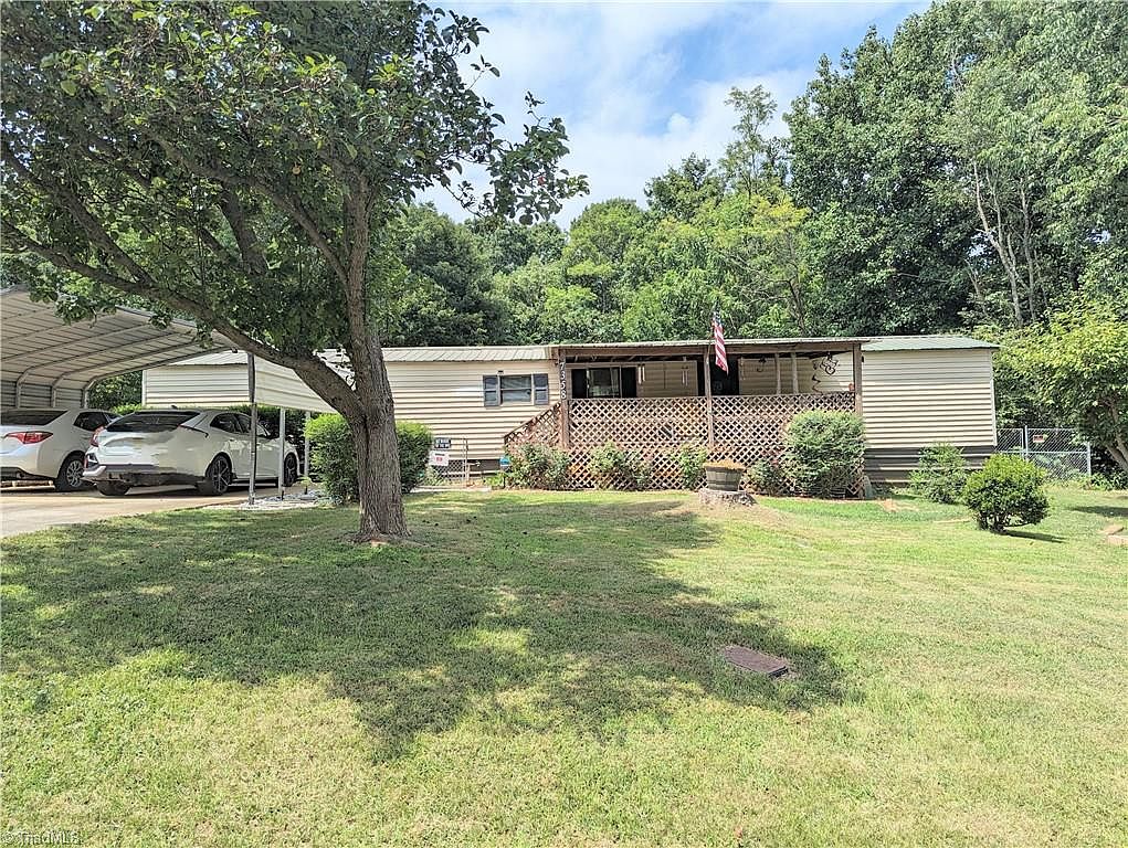 7358 Reddy Foxx Ln, Thomasville, NC 27360 Zillow