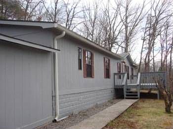 4th image of 207 Ives Ln