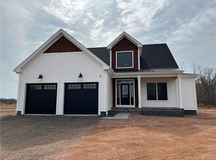 8 Bluestem Blvd, Cromwell, CT 06416