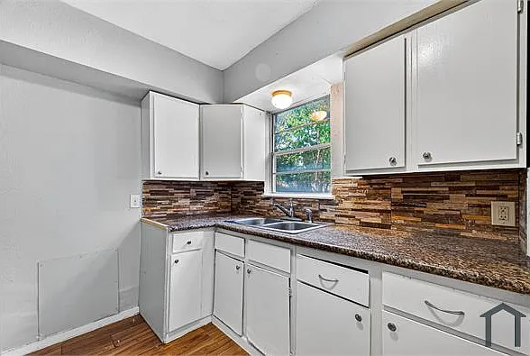 10106 Sierra Dr — Photo 6