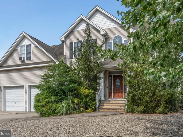 1428 Pershing Ave, Forked River, NJ 08731