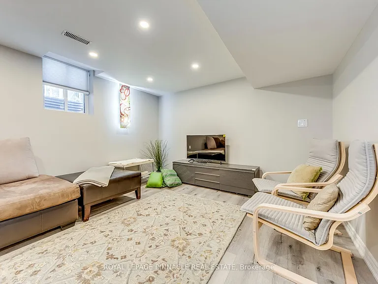 1292 Willowbank Trl #LOWER — Photo 8