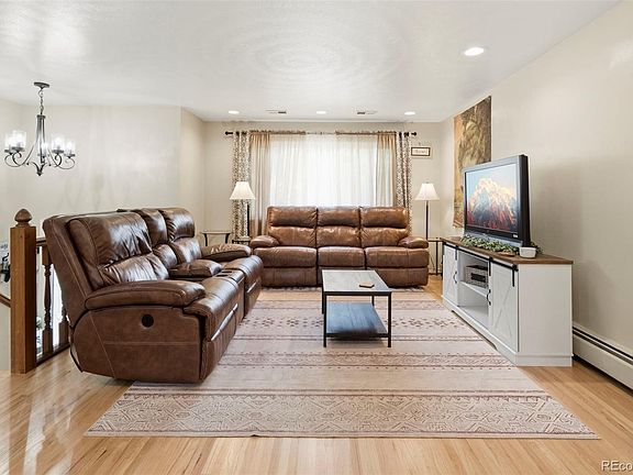 3rd image of 1100 Yank Street