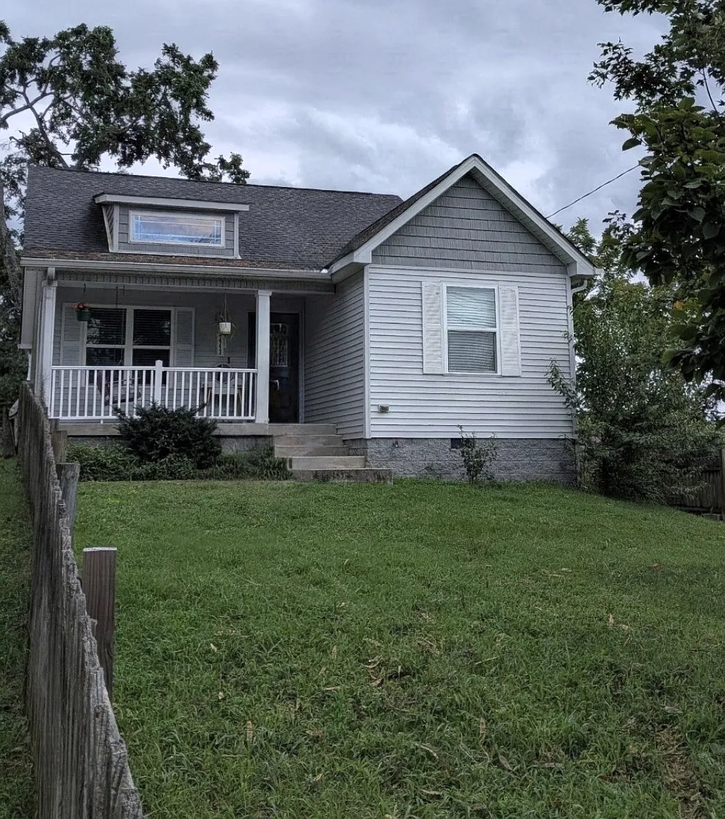 3443 Knight Dr — Photo 2