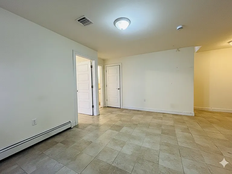 25 W Edsall Ave #A — Photo 14