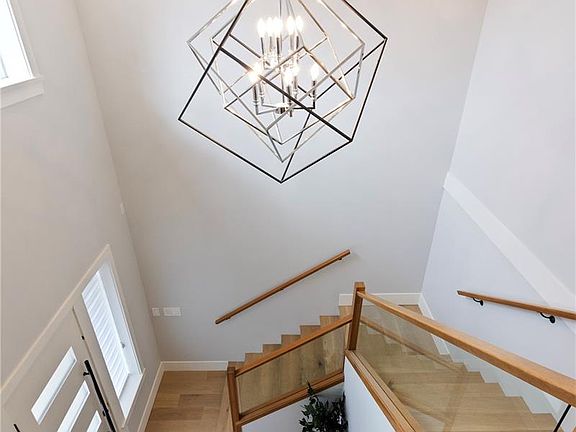 3rd image of 3591 Delblush Ln