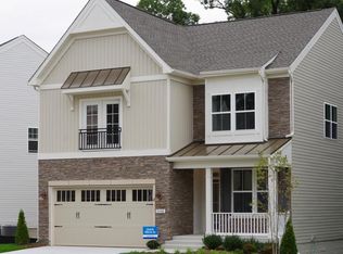 9548 Sanger St, Lorton, VA 22079