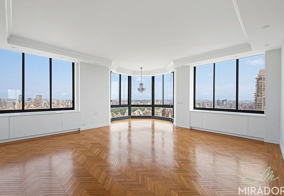 1st image of 200-210 E 65th St #45N