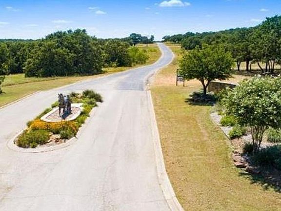 2nd image of 986 Cross Timbers Dr