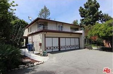 3rd image of 9761 Castello Pl