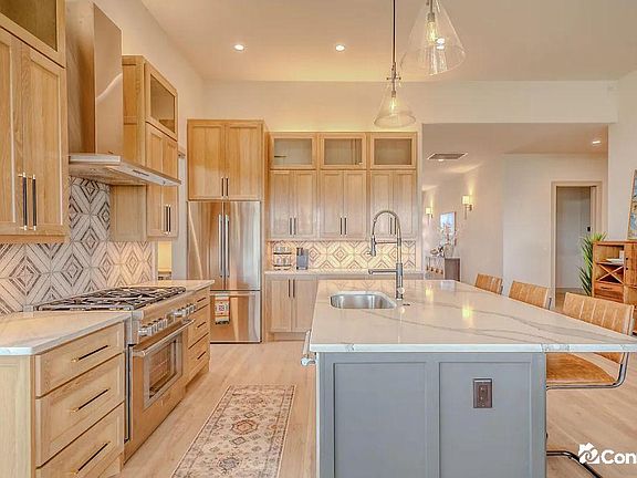 4th image of 211 Spencer Dr