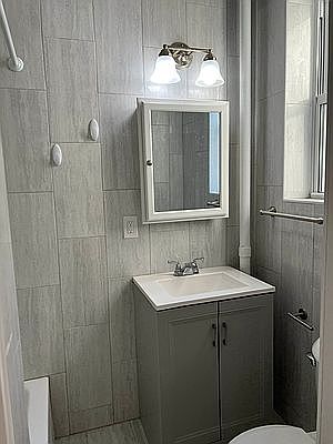 2nd image of 3125 41st St APT 2