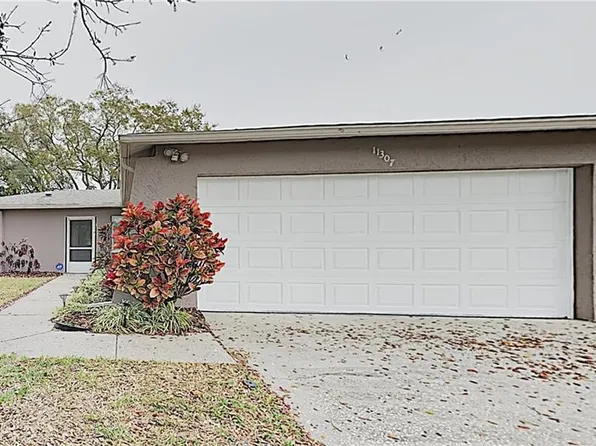 11307 Longhill Dr, Pinellas Park, FL 33782