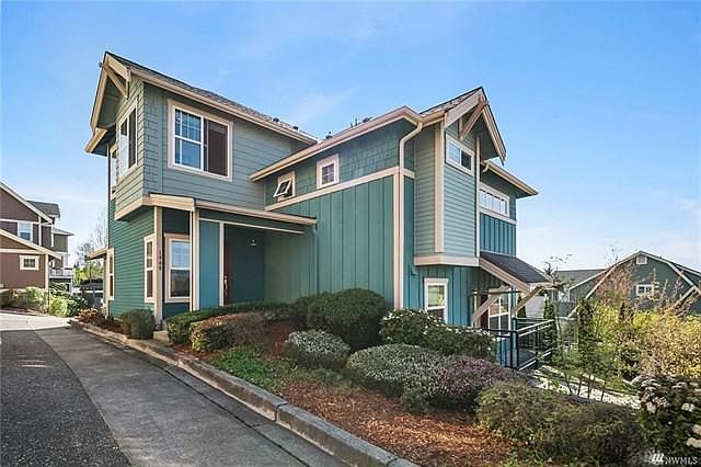 1st image of 1948 17th Ave NE