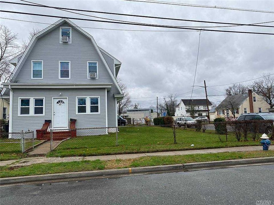 1st image of 43 Harts Ave
