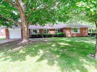 1302 E Mumford Dr, Urbana, IL 61801