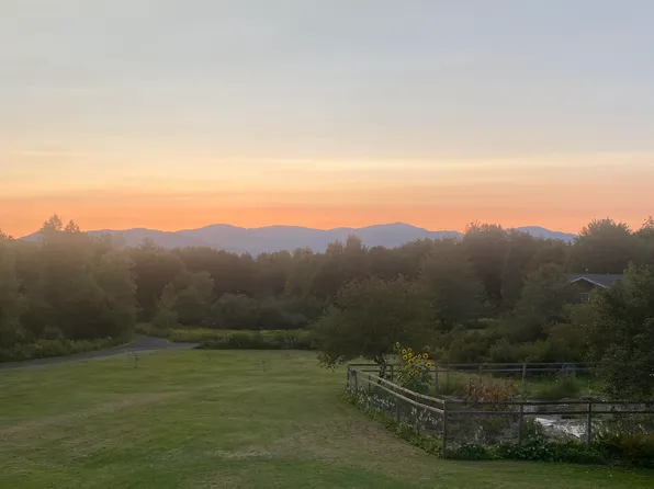 135 Hubbard Farm Rd #135A, Waterbury Center, VT 05677