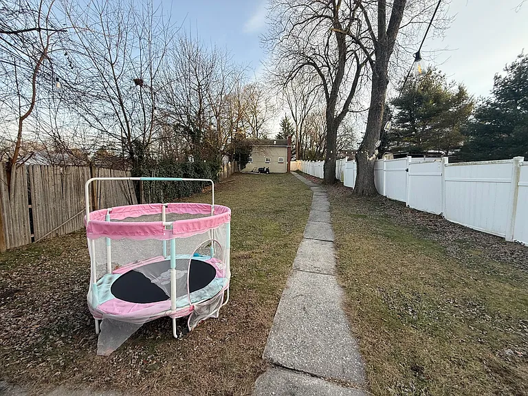 812 W Bridge St — Photo 14