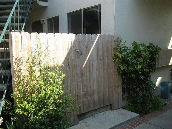 3rd image of 1523 19th St
