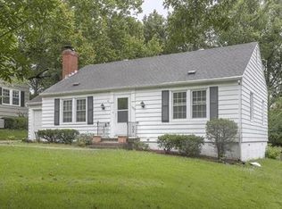 103 NE Briarcliff Rd, Kansas City, MO 64116