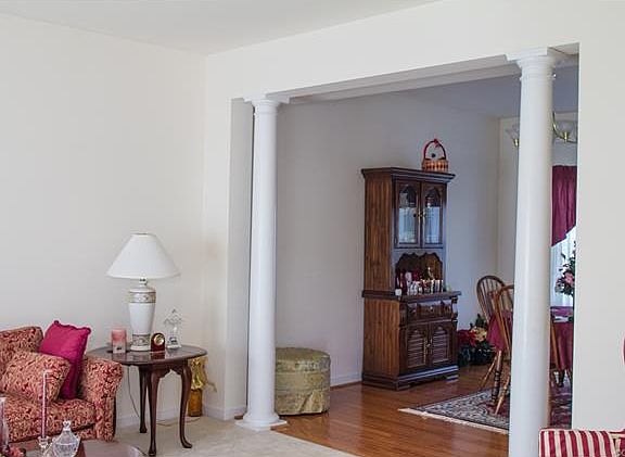 5th image of 9404 Telegraph Run Ln