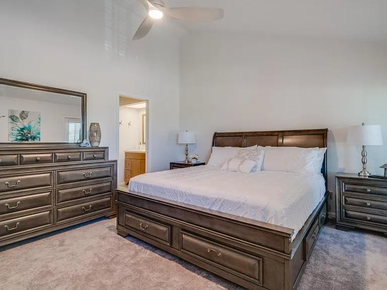 15080 Riverbend Blvd — Photo 12