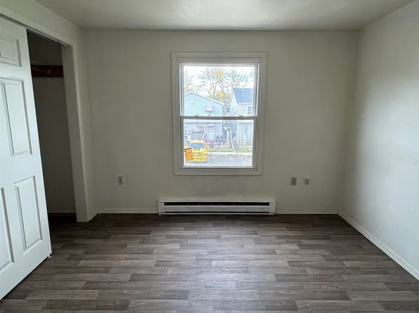 391 Pacific Avenue image 8 of 14