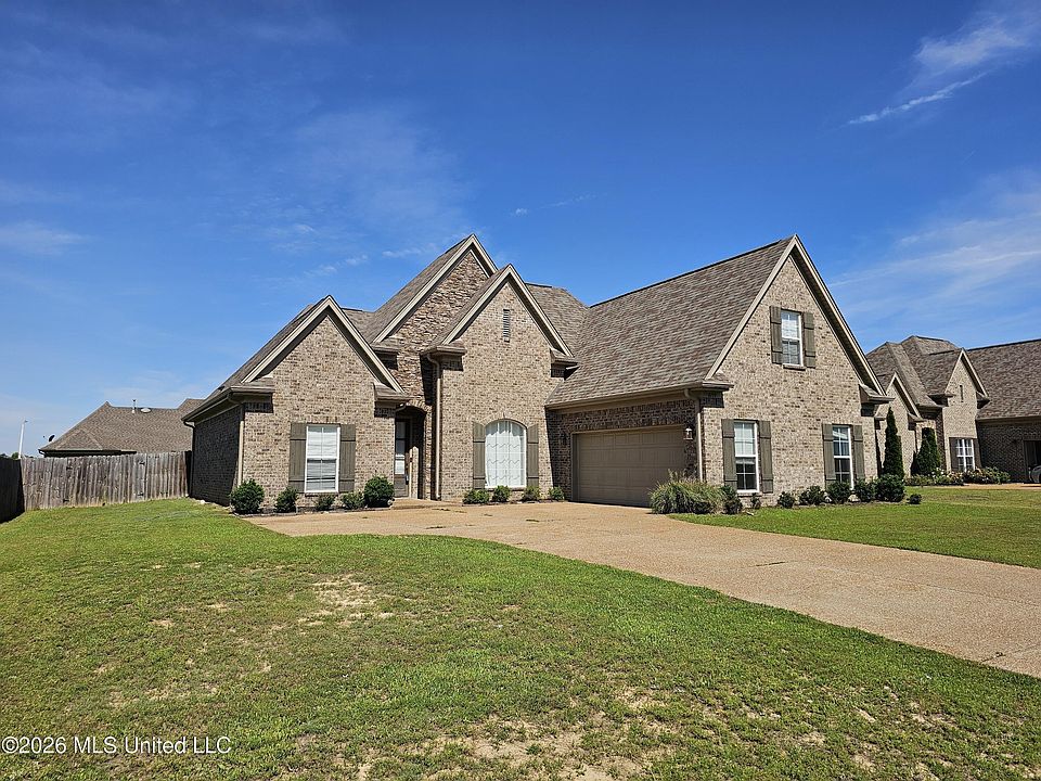 1st image of 4139 Vineyard Dr E #S