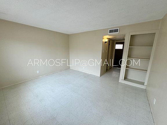 2nd image of 4024 Pierce Ave APT 4