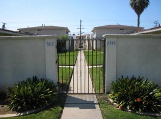 7802 Ronald Dr APT D, Huntington Beach, CA 92647
