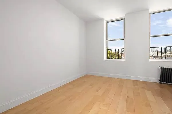 Rented by NOVO Living LLC | media 21