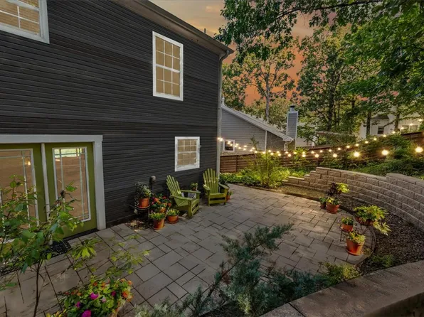 3227 N Kings Cross, Fayetteville, AR 72703