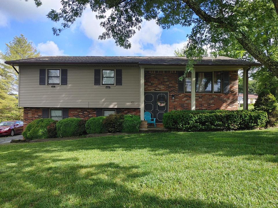 1st image of 457 Brookhill Dr
