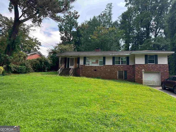 3687 Chavers Pl, Stone Mountain, GA 30083