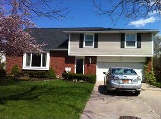 56 Southwind Trl, Williamsville, NY 14221