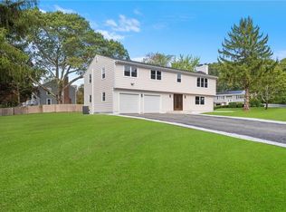 75 Walnut Rd, North Kingstown, RI 02852