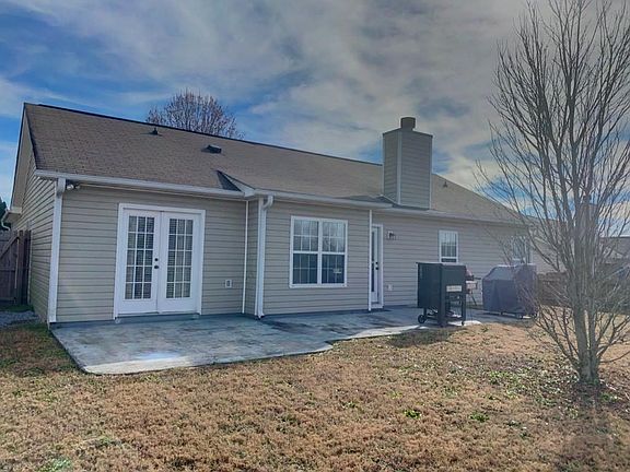 2nd image of 3007 Gatewood Dr