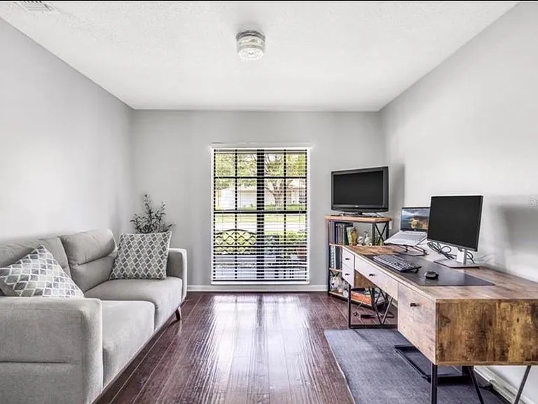 16208 Pebblebrook Dr — Photo 9
