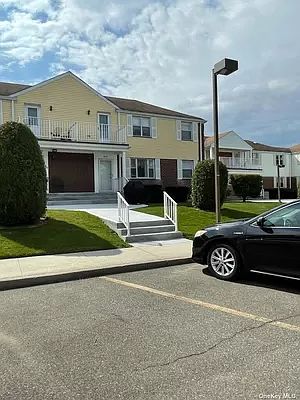 2nd image of 68-17 Cloverdale Ln #Garden