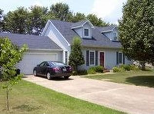 422 Old Humboldt Rd, Jackson, TN 38305