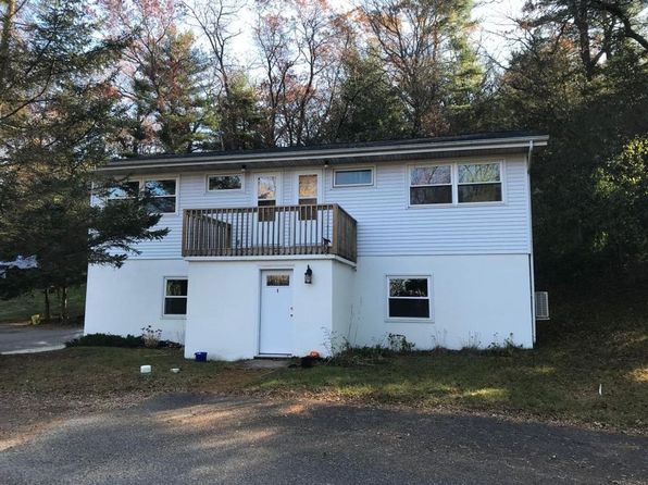 N8644 940th St APT 3