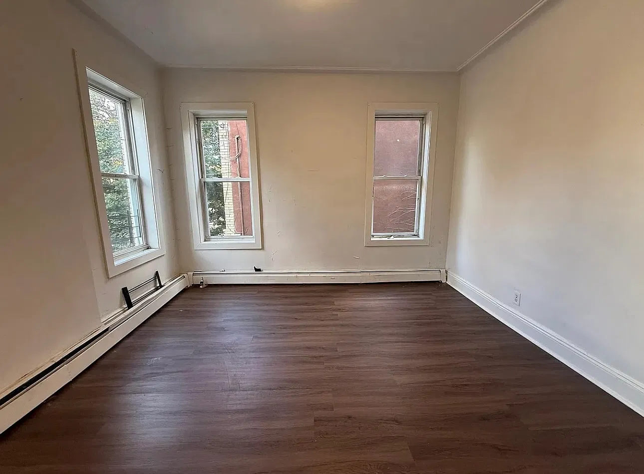 3 bed, $3,000 — Photo 3